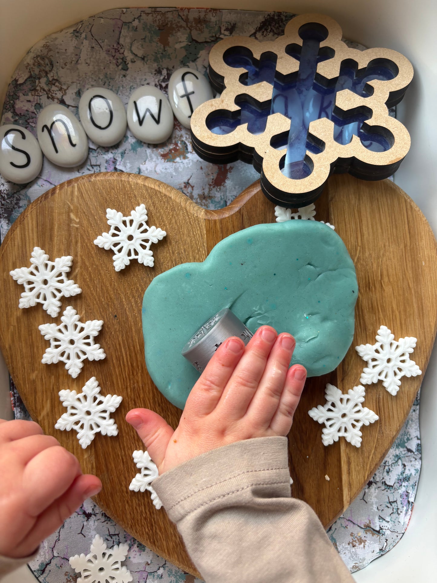 Snowflake Playdough Roller Mini and Snowflake Counting Tokens Bundle